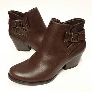 Baretraps Boots Brown Size 7 Reggie Block Heel Bootie Faux Leather Fall